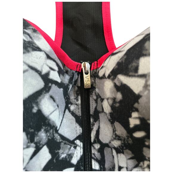 NWOT Victoria’s Secret In A Flash Reflective Max Support VSX Sports Bra 34DD - Picture 6 of 7